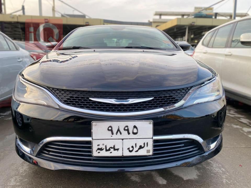 کرایسلەر 200